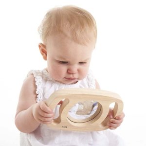 Baby met Dubbelzijdige houten spiegel van TickiT