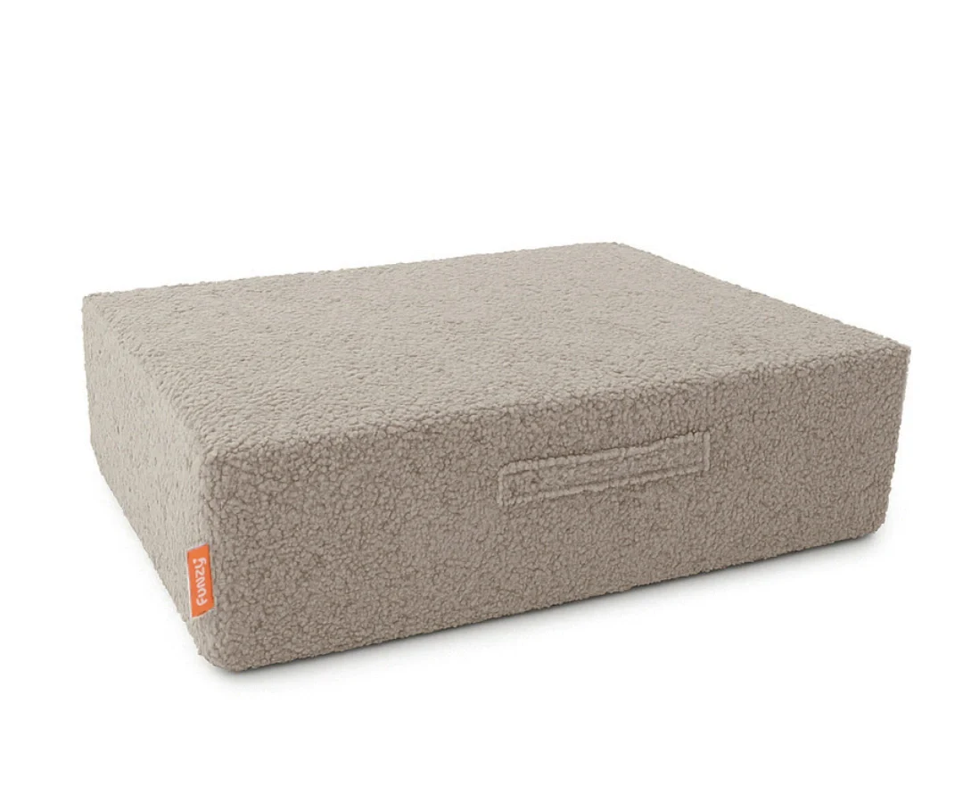 Funzy Springkussen 11 Funzy springkussen Teddy Hazelnoot