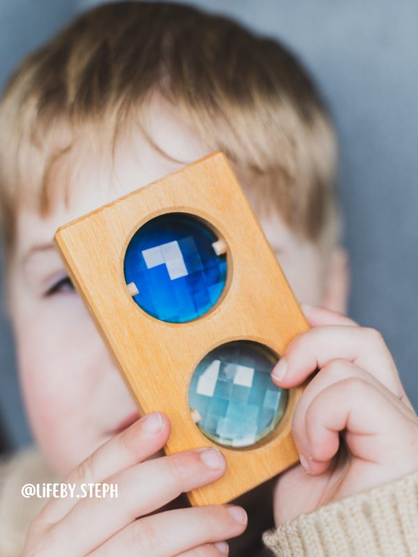 Kind met Bauspiel Sprookjesvenster blok
