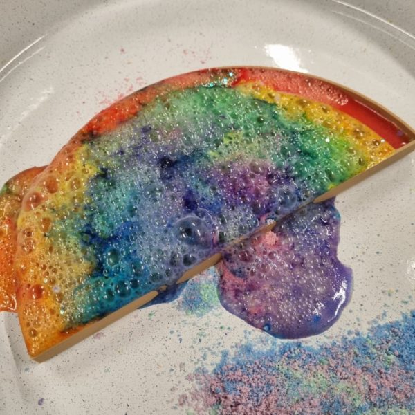 Kiddi Bio Vulvorm Regenboog met sensoryfizz