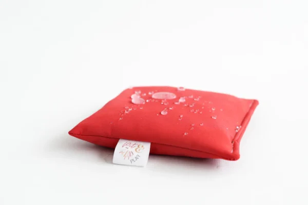Pit & Play Water afstotende pittenzakjes rood