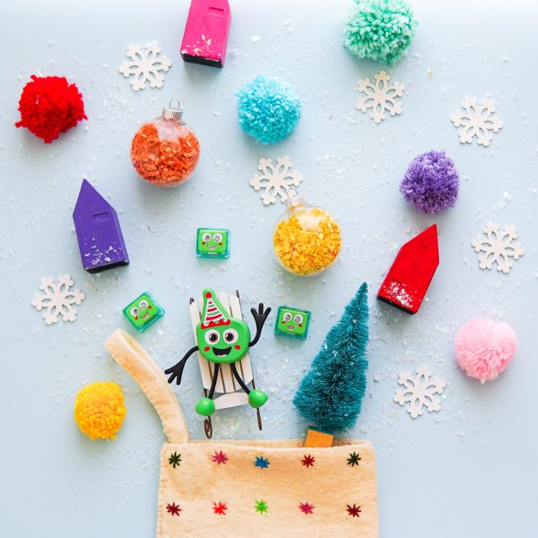 Glo Pals kerst speelvriendje inclusief 2 lichtgevende blokjes
