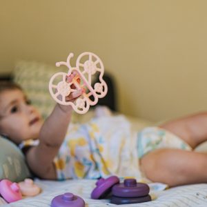 Little L - Bijtspeelgoed - Vlinder 7 Little L - Bijtspeelgoed - Vlinder roze