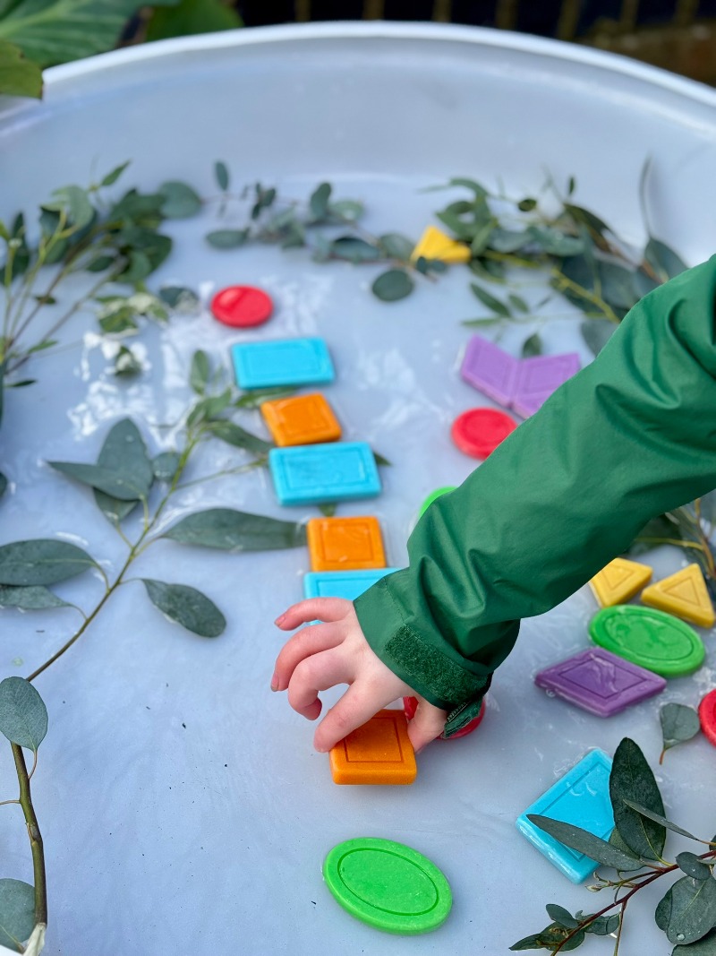 Yellow Door Speelstenen – Vormen en Kleuren 3 Yellow Door Speelstenen – Vormen en Kleuren