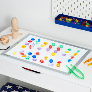 Doorzichtige kleuren ruimte figuren 8 Doorzichtige kleuren ruimte figuren