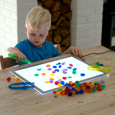 Doorzichtige kleuren ruimte figuren 6 Doorzichtige kleuren ruimte figuren