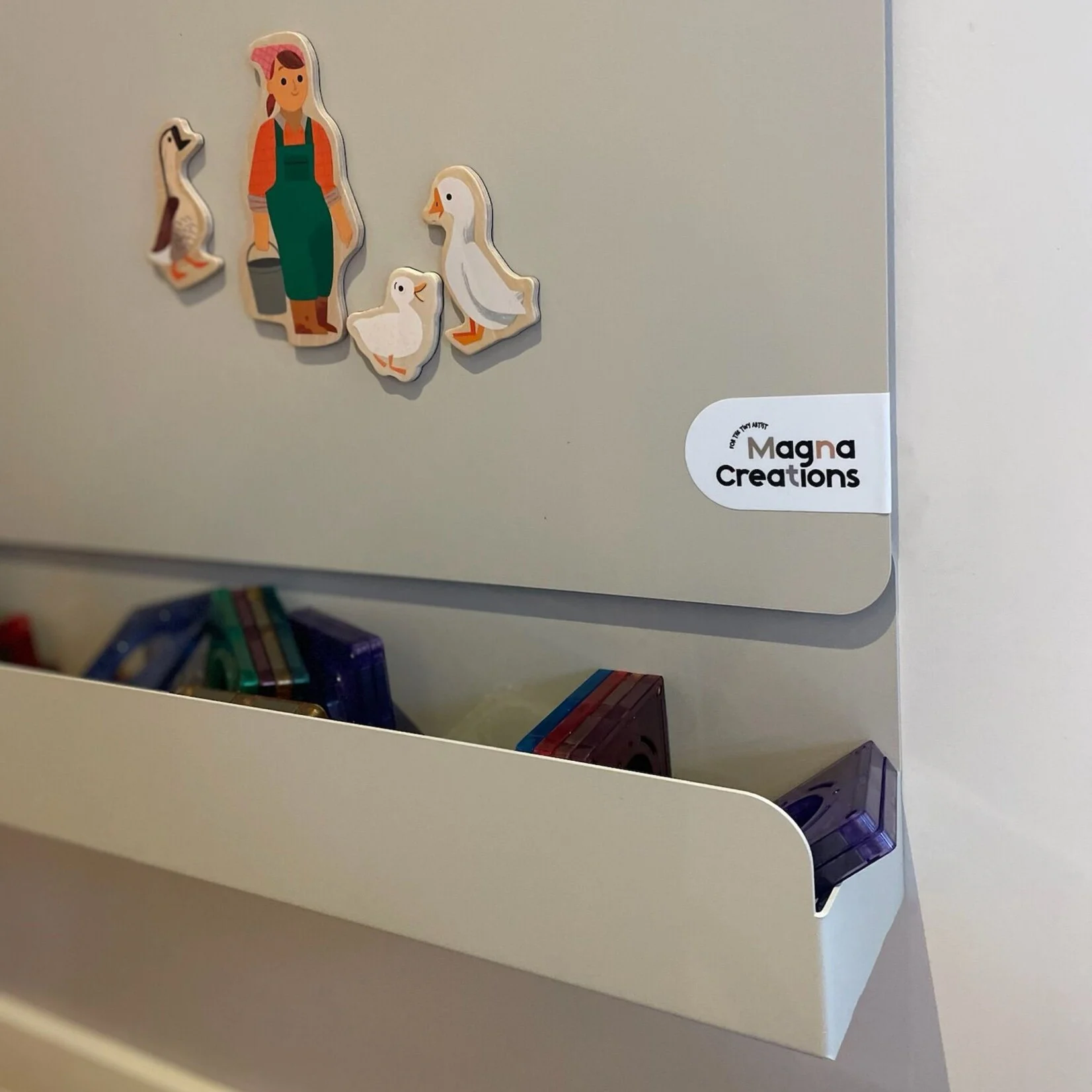 Magna Creations magneetbord opbergschap 3 Magna Creations magneetbord opbergschap mushroom close up