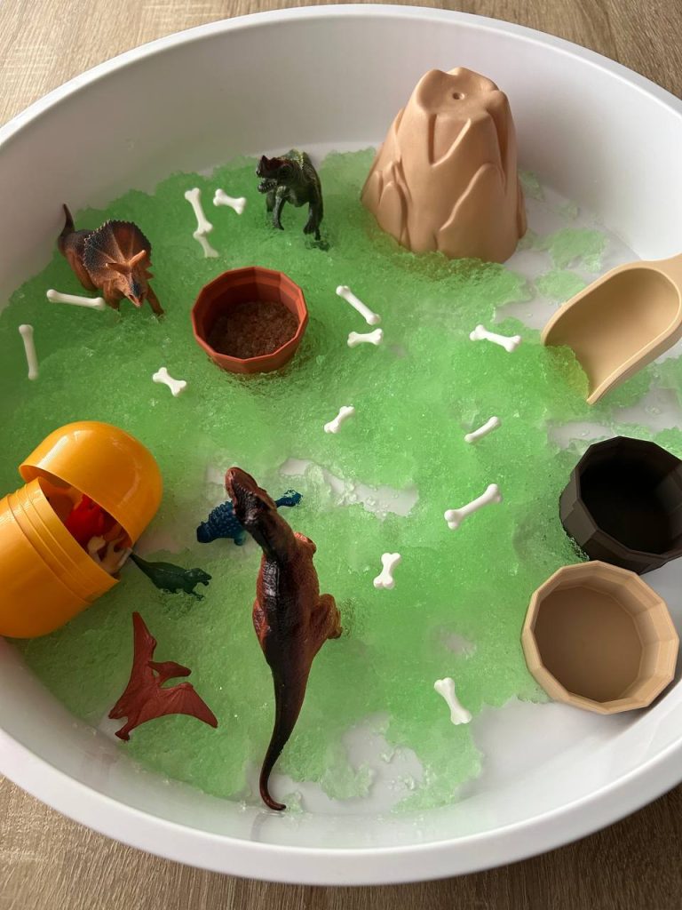 Sensorische speelbak: 6 skills die je kind spelenderwijs oefent 3 Sensorische speelbak